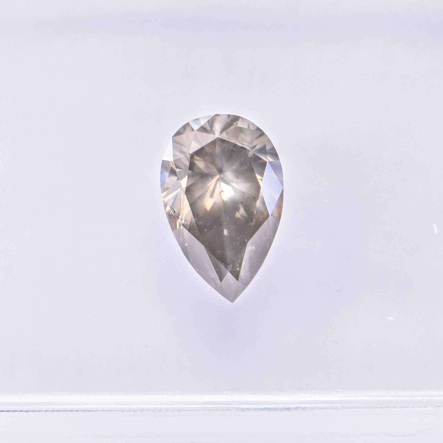 1 Stück Diamant (Natürlich farbig) - 0.53 ct - Birne - Fancy Bräunlich Grau - I1 - Mix und Mehr Shop