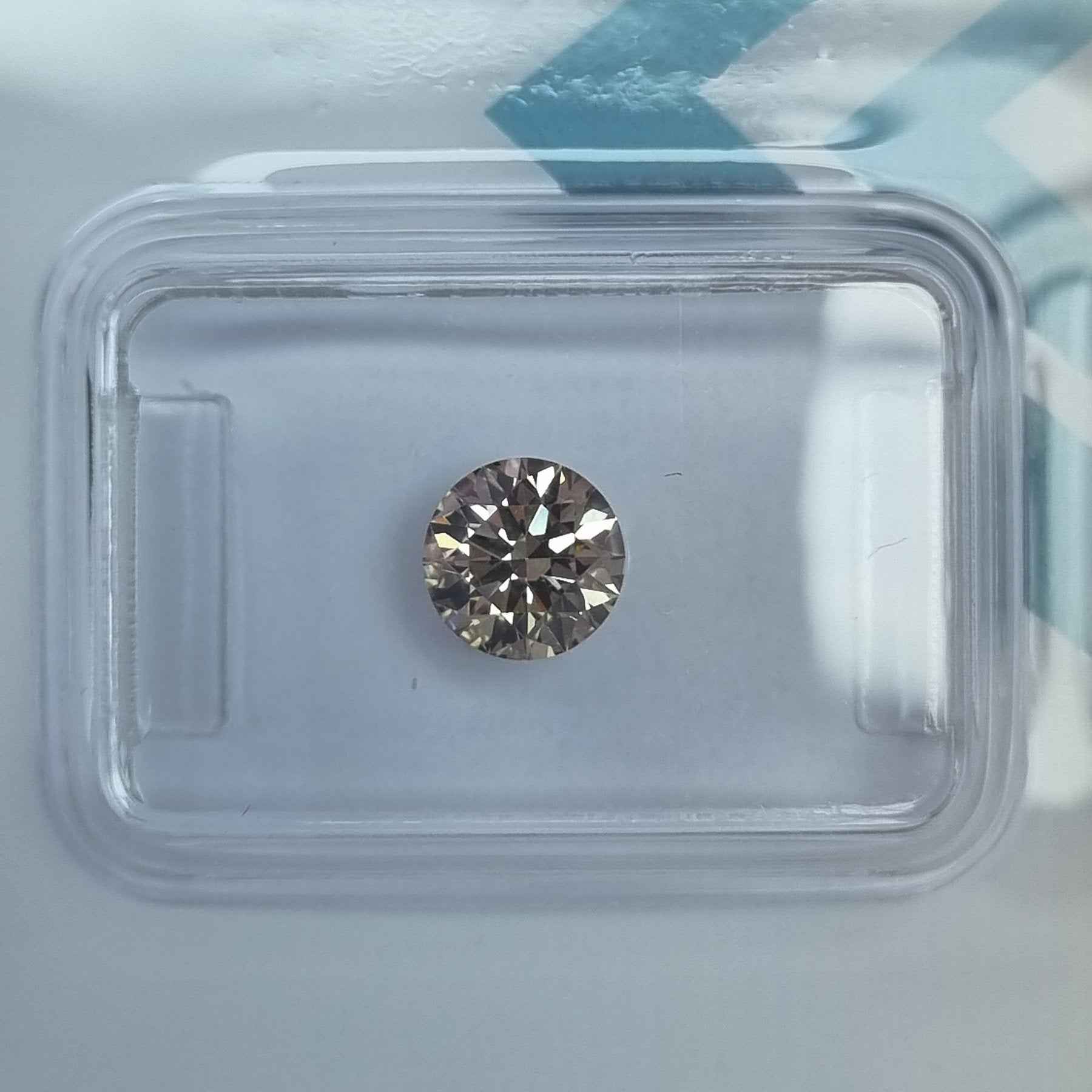 1 Stück Diamanten - 0.76 ct - Rund - Fancy braun - VS1 - Mix und Mehr Shop