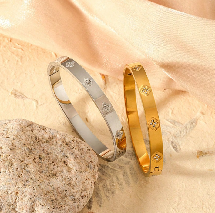 1 Stück einzigartiges Design Armband im Knopfstil