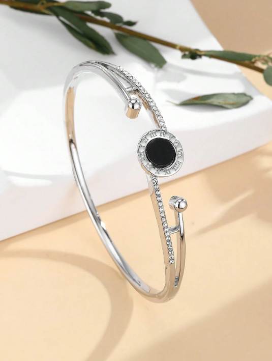 Armband mit römischen Ziffern