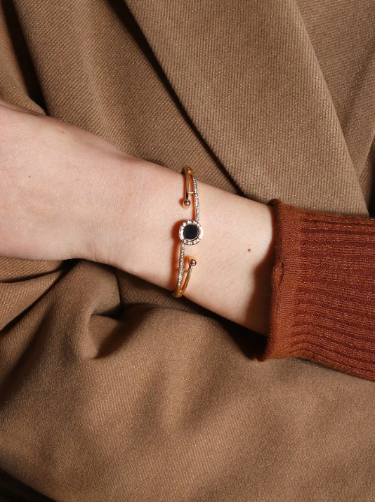 Armband mit römischen Ziffern