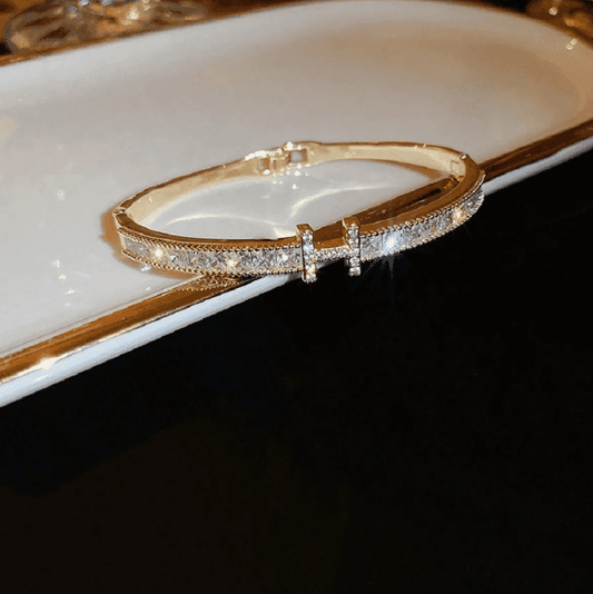 Armband mit Zirkonia Buchstaben - Mix und Mehr Shop